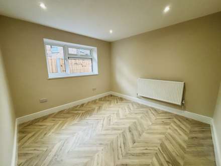 Manor Farm Road, Huyton, Image 8