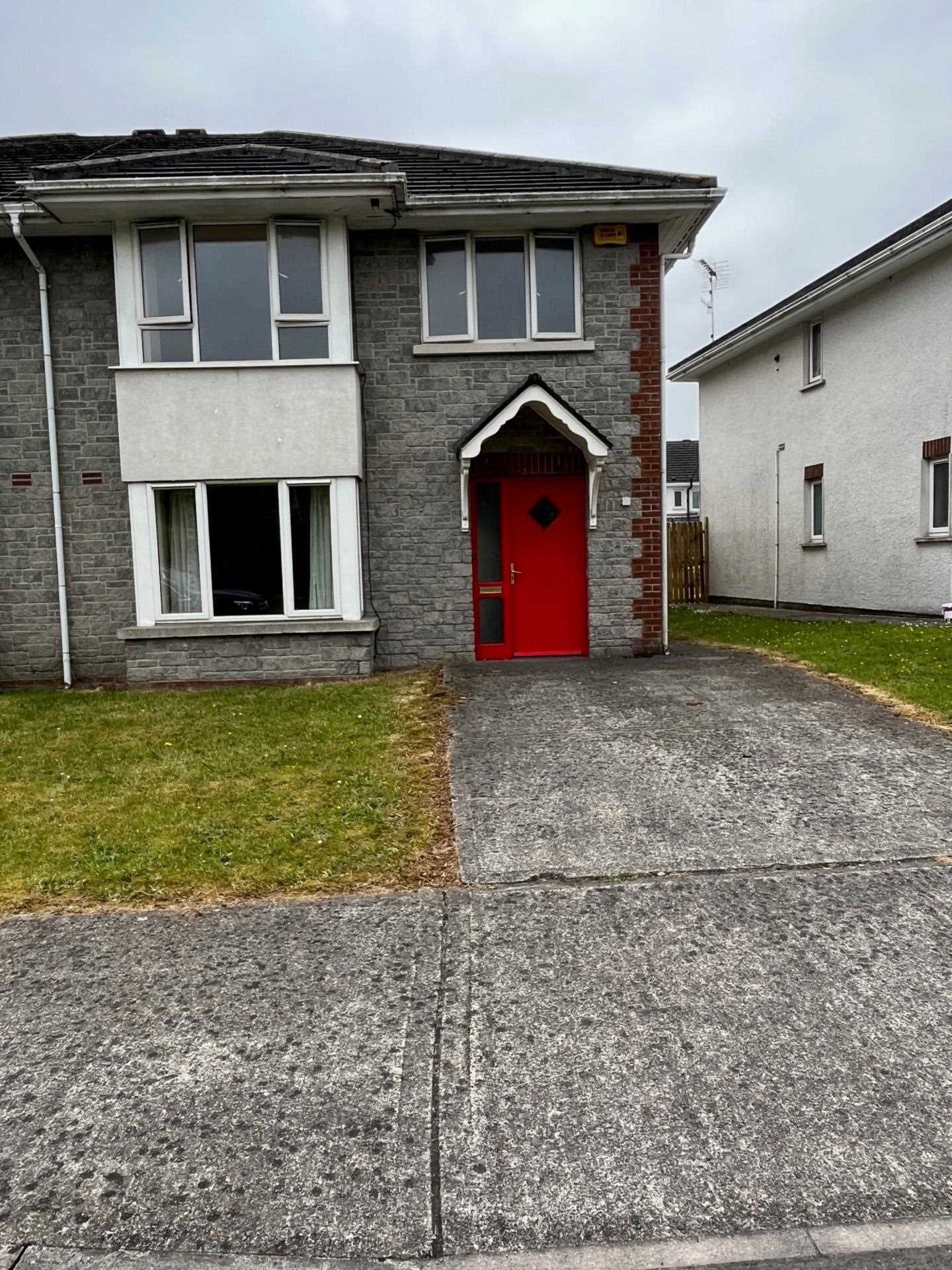 College Heights, Dundalk