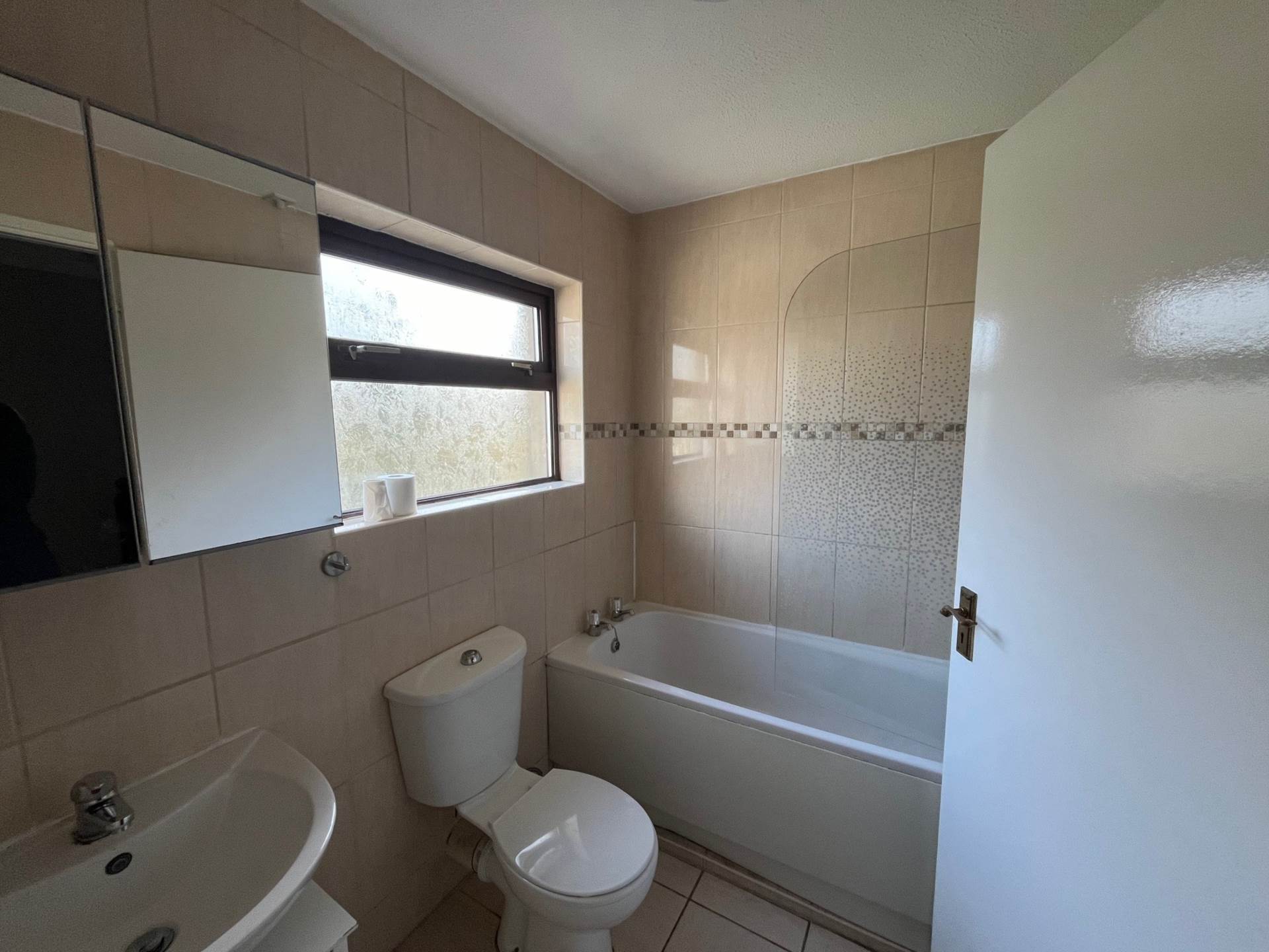 3 Mountain Court, Dundalk, Co Louth  3 Mountain Court, Dundalk, Co Louth