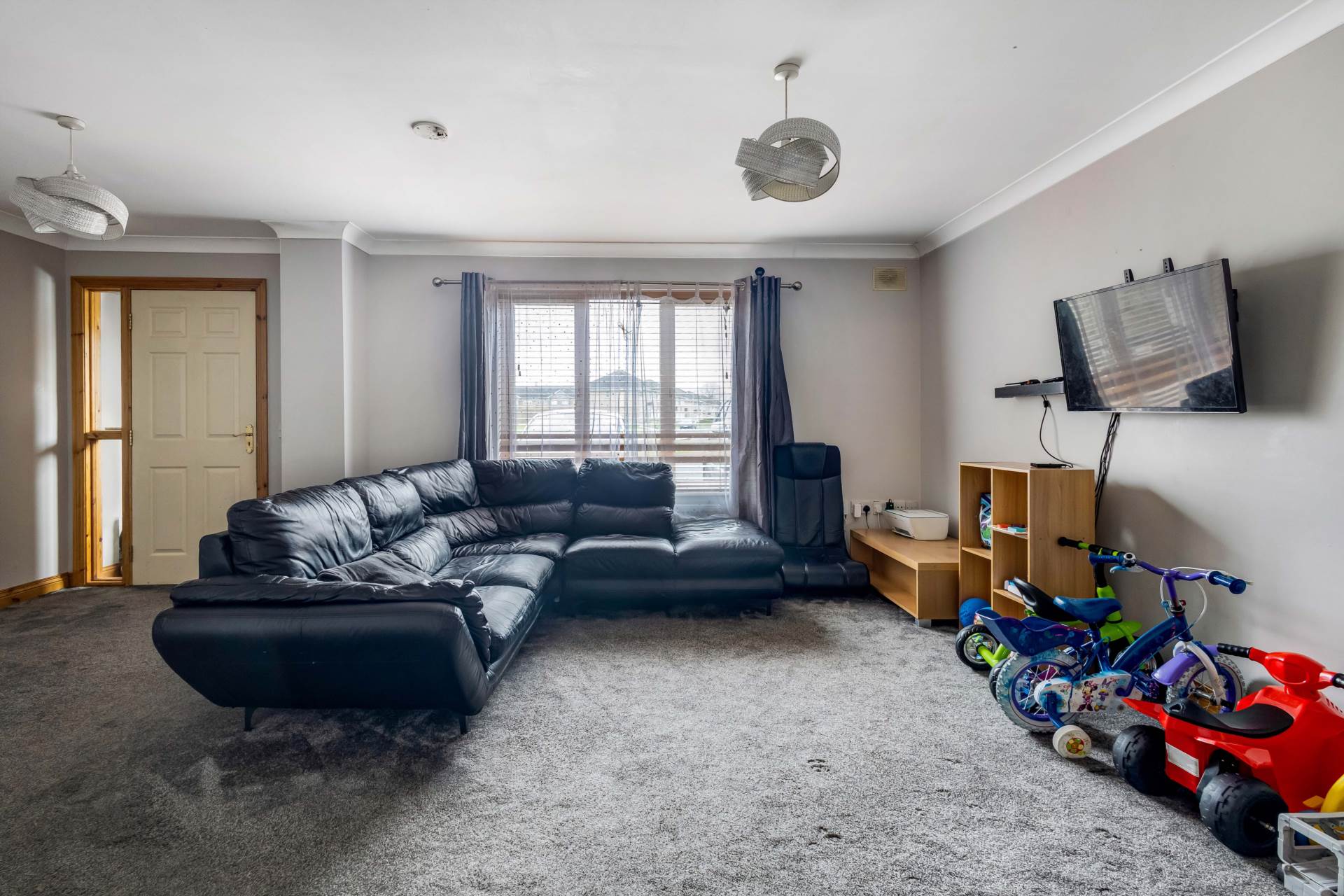 95 College Manor, Dundalk, Co Louth  95 College Manor, Dundalk, Co Louth