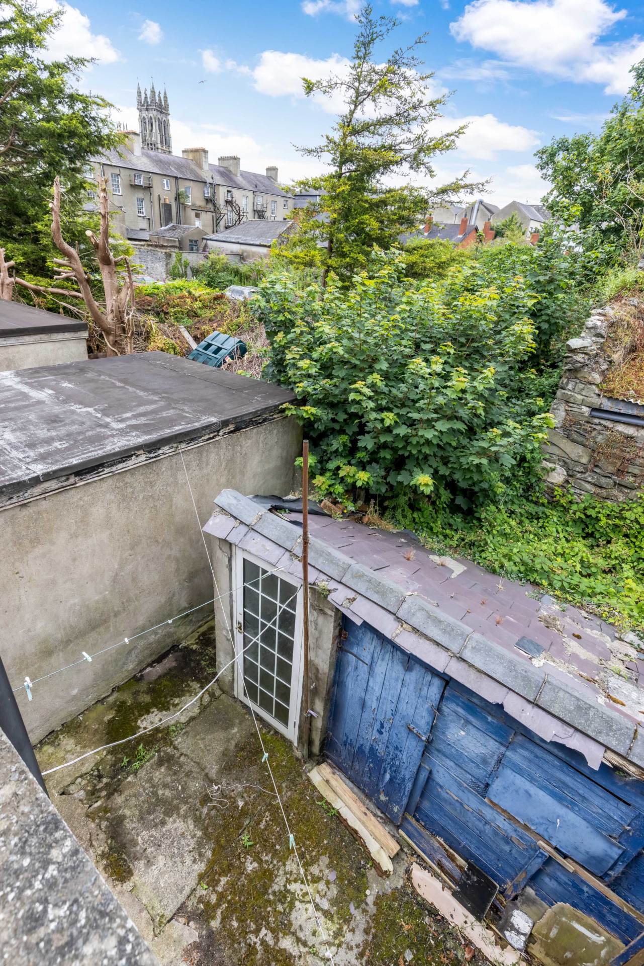 24 Chapel Street, Dundalk, Co Louth  24 Chapel Street, Dundalk, Co Louth