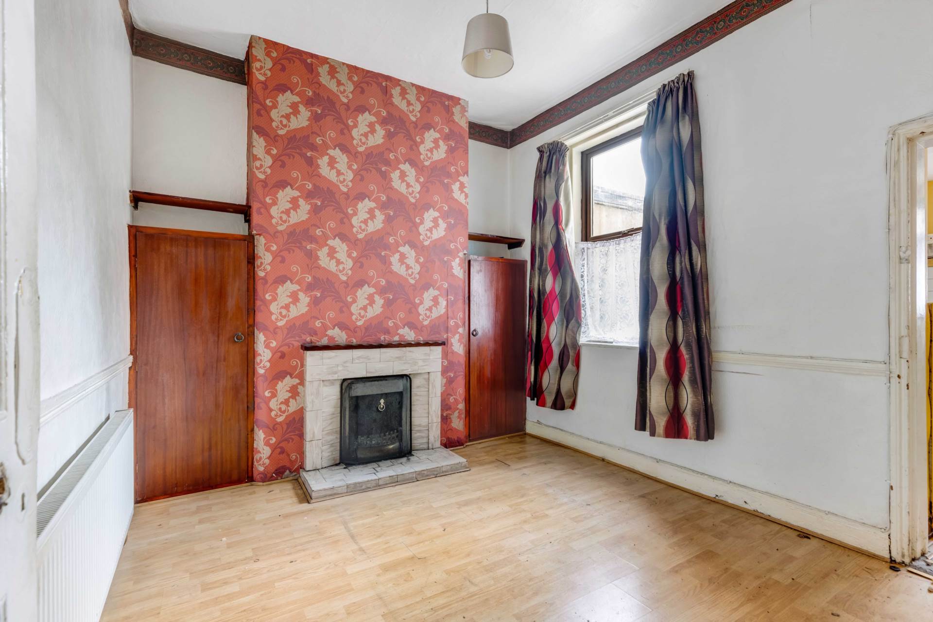 24 Chapel Street, Dundalk, Co Louth  24 Chapel Street, Dundalk, Co Louth