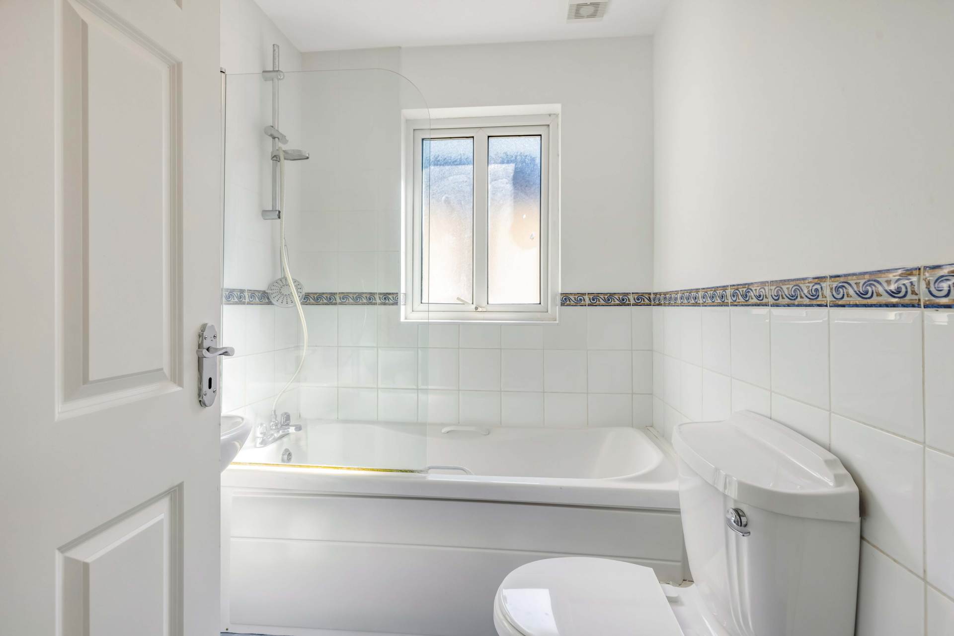 Brook House,Avenue Road, Dundalk Co.Louth A91 Y2C1  Brook House,Avenue Road, Dundalk Co.Louth A91 Y2C1