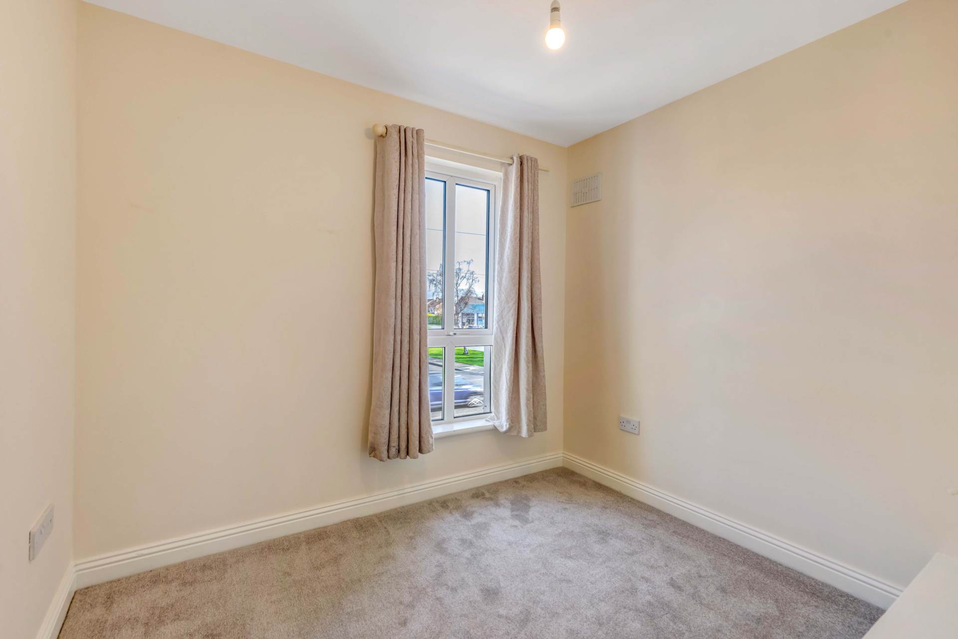 Brook House,Avenue Road, Dundalk Co.Louth A91 Y2C1  Brook House,Avenue Road, Dundalk Co.Louth A91 Y2C1