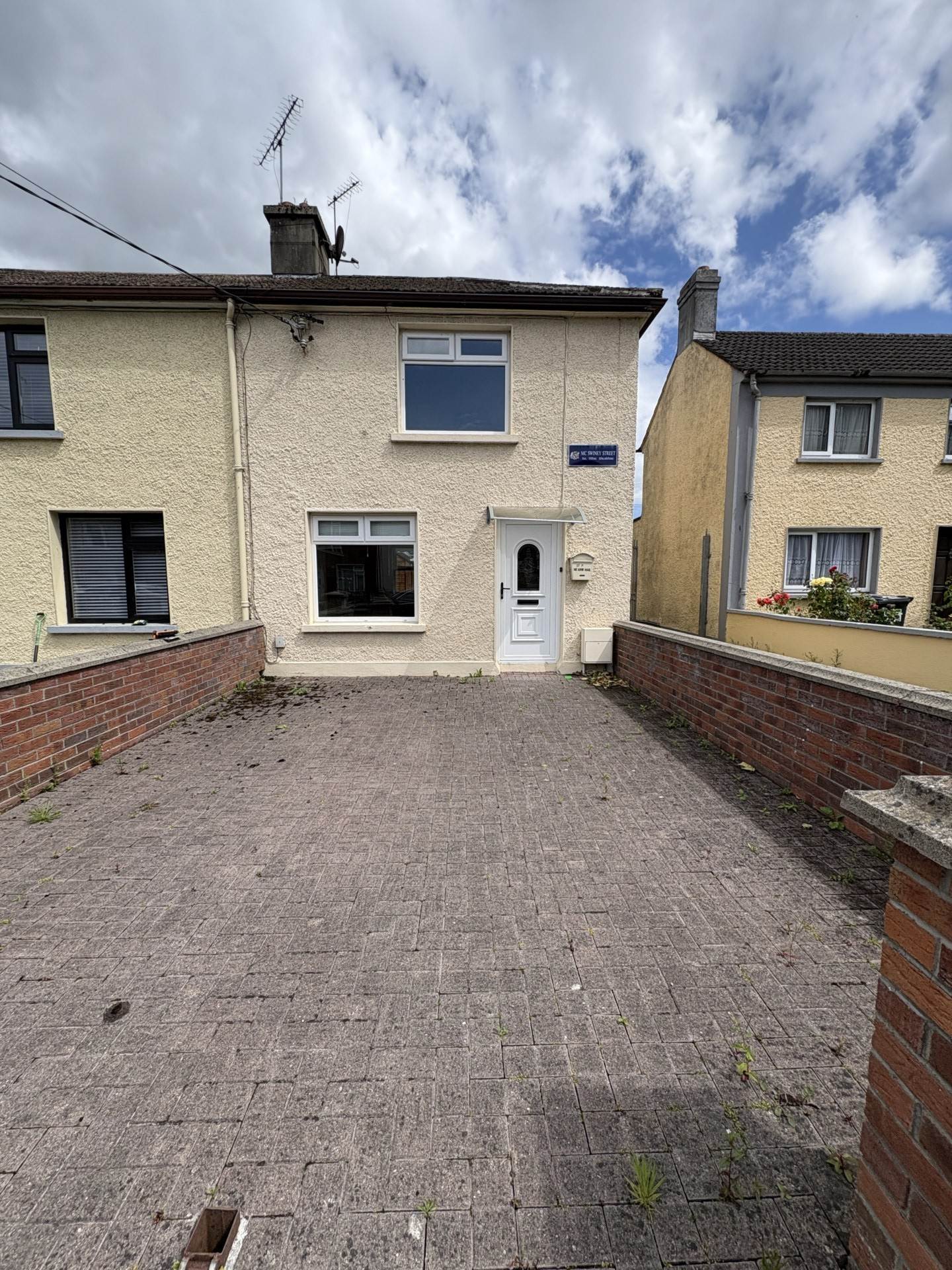 37 McSwiney Street, Dundalk Co Louth A91 H0X2  37 McSwiney Street, Dundalk Co Louth A91 H0X2
