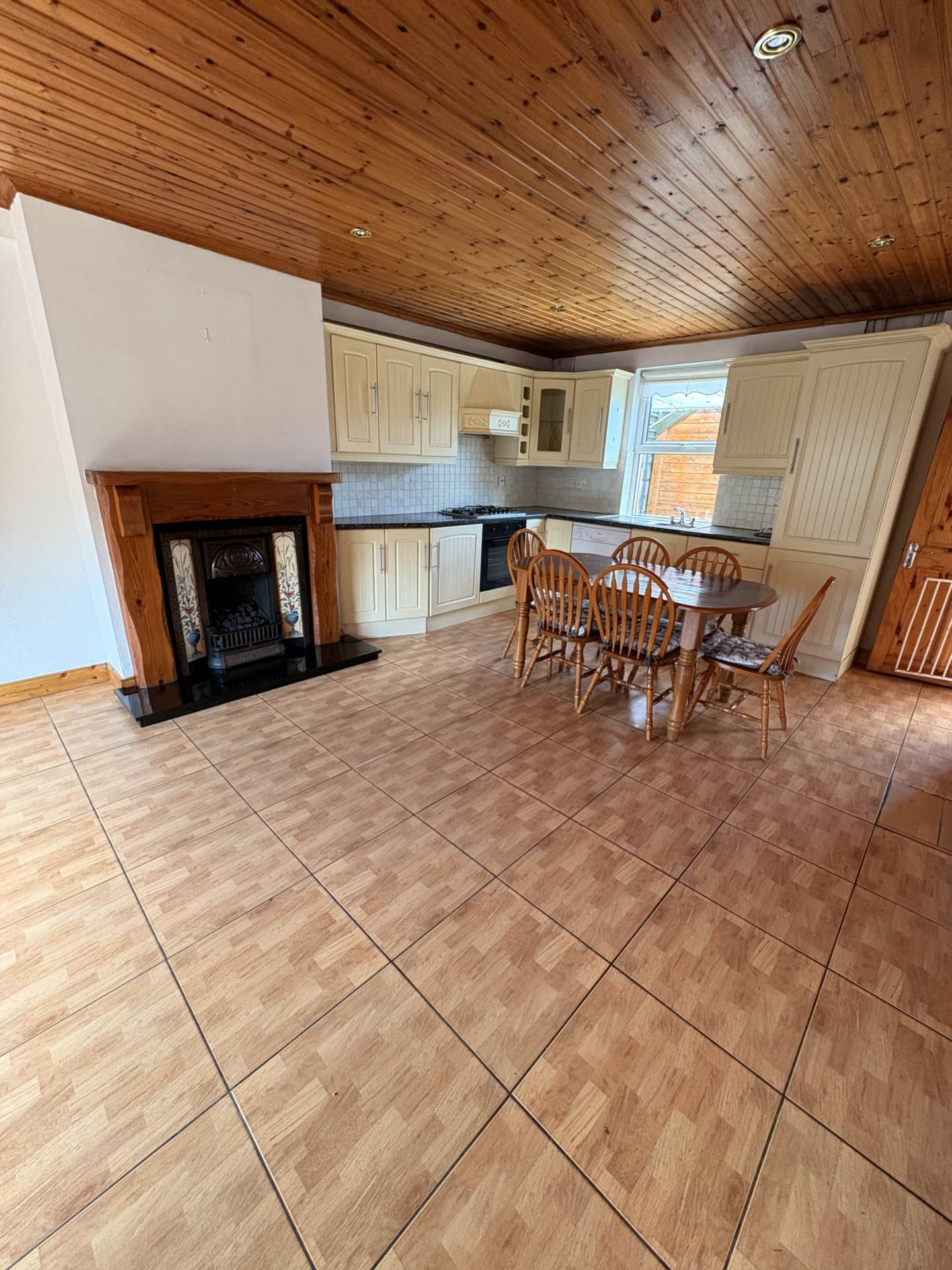 37 McSwiney Street, Dundalk Co Louth A91 H0X2  37 McSwiney Street, Dundalk Co Louth A91 H0X2