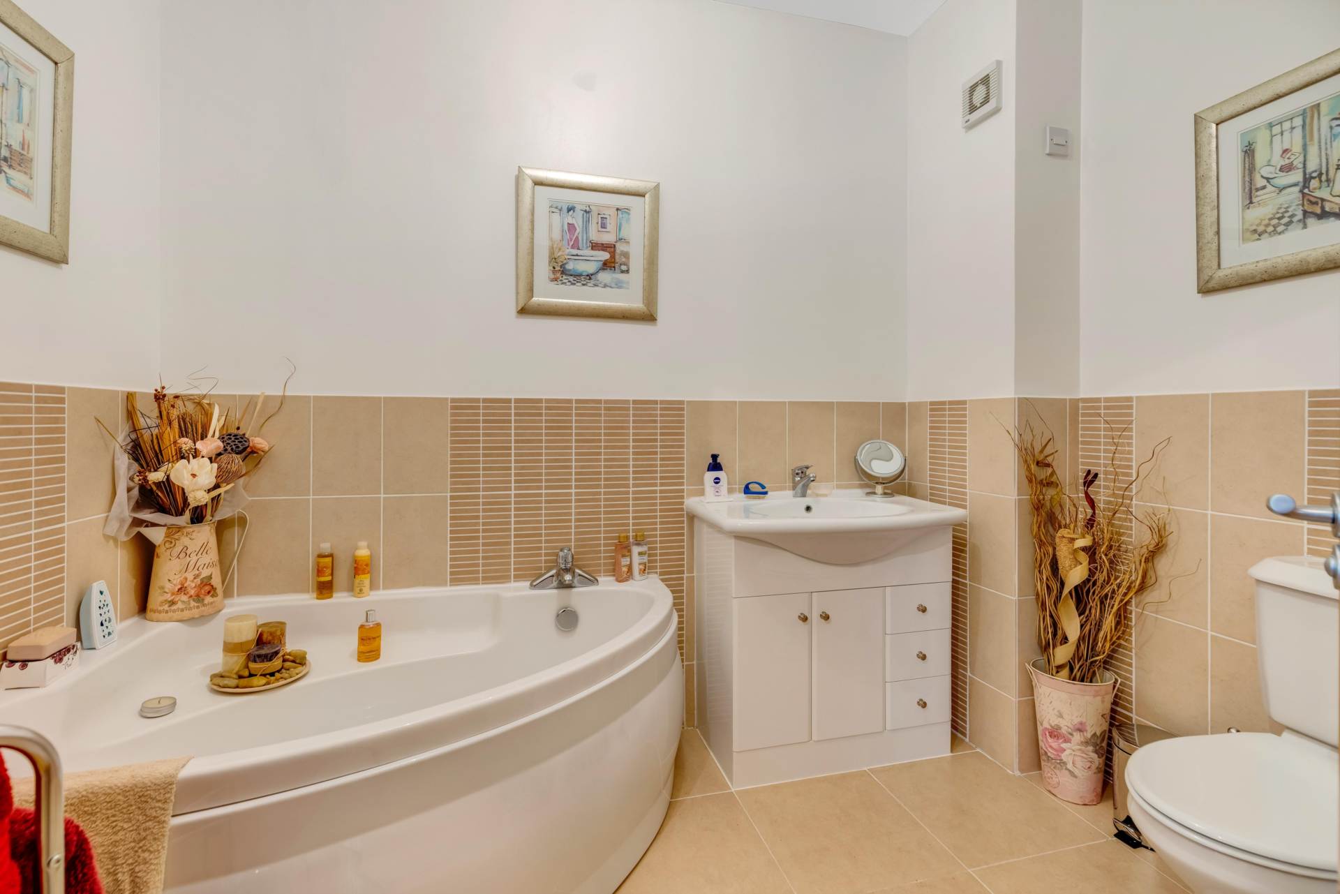 129 Ath Lethan Racecourse Road Dundalk Co Louth A91 PH31  129 Ath Lethan Racecourse Road Dundalk Co Louth A91 PH31