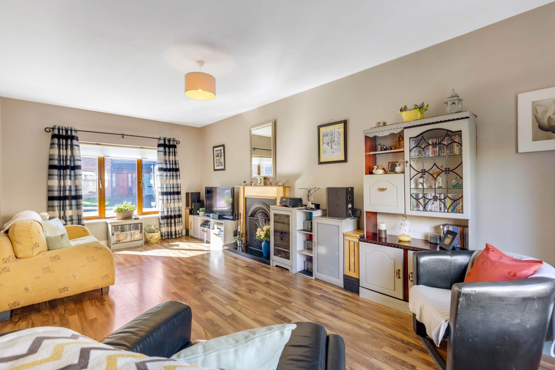 1 Cluain Ard, Lis Na Dara, Dundalk, Co Louth A91 N12P