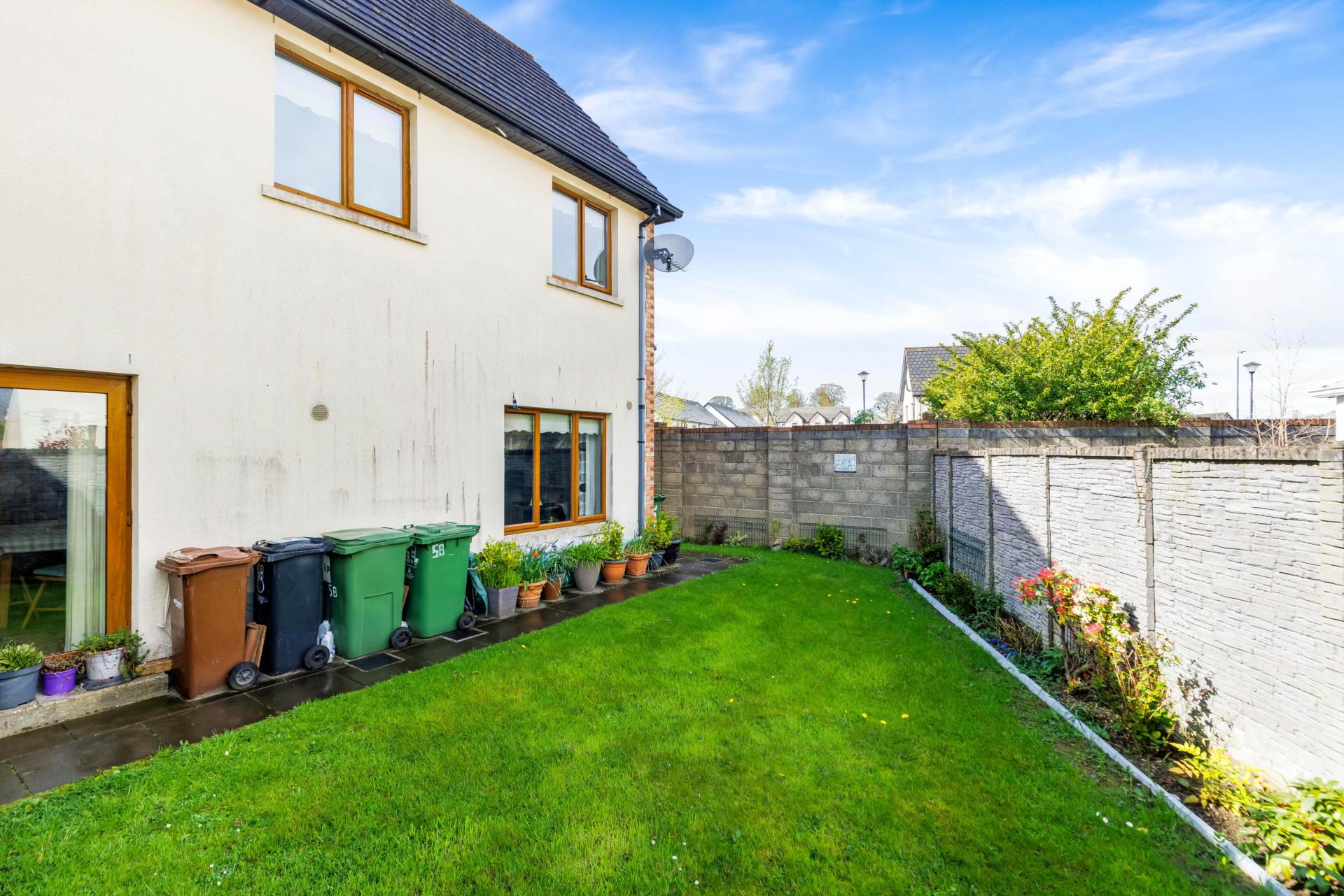 1 Cluain Ard, Lis Na Dara, Dundalk, Co Louth A91 N12P