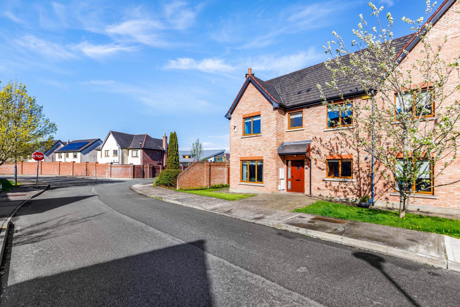 1 Cluain Ard, Lis Na Dara, Dundalk, Co Louth A91 N12P