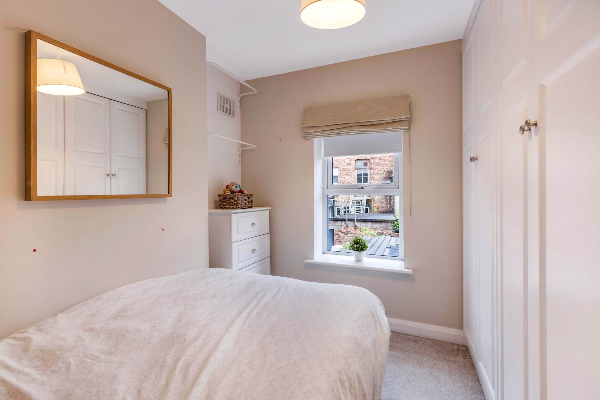 17 Bachelors Walk, Dundalk, Co Louth A91 T1X6