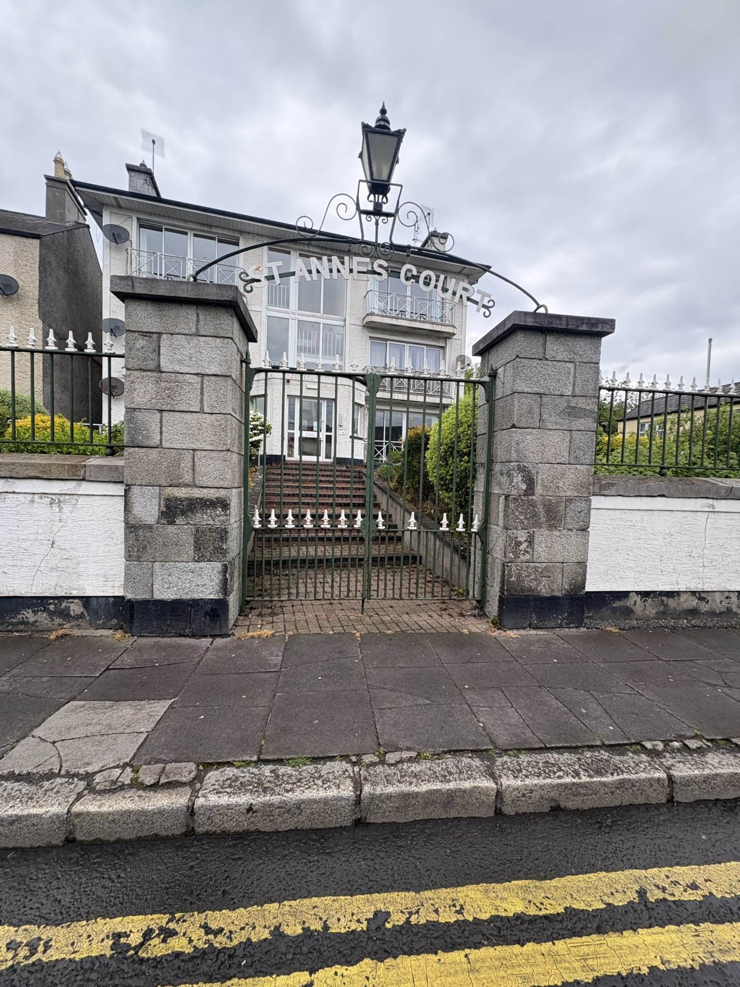 8 Saint Anne`s Court, Anne Street, Dundalk,Co Louth A91 YA24
