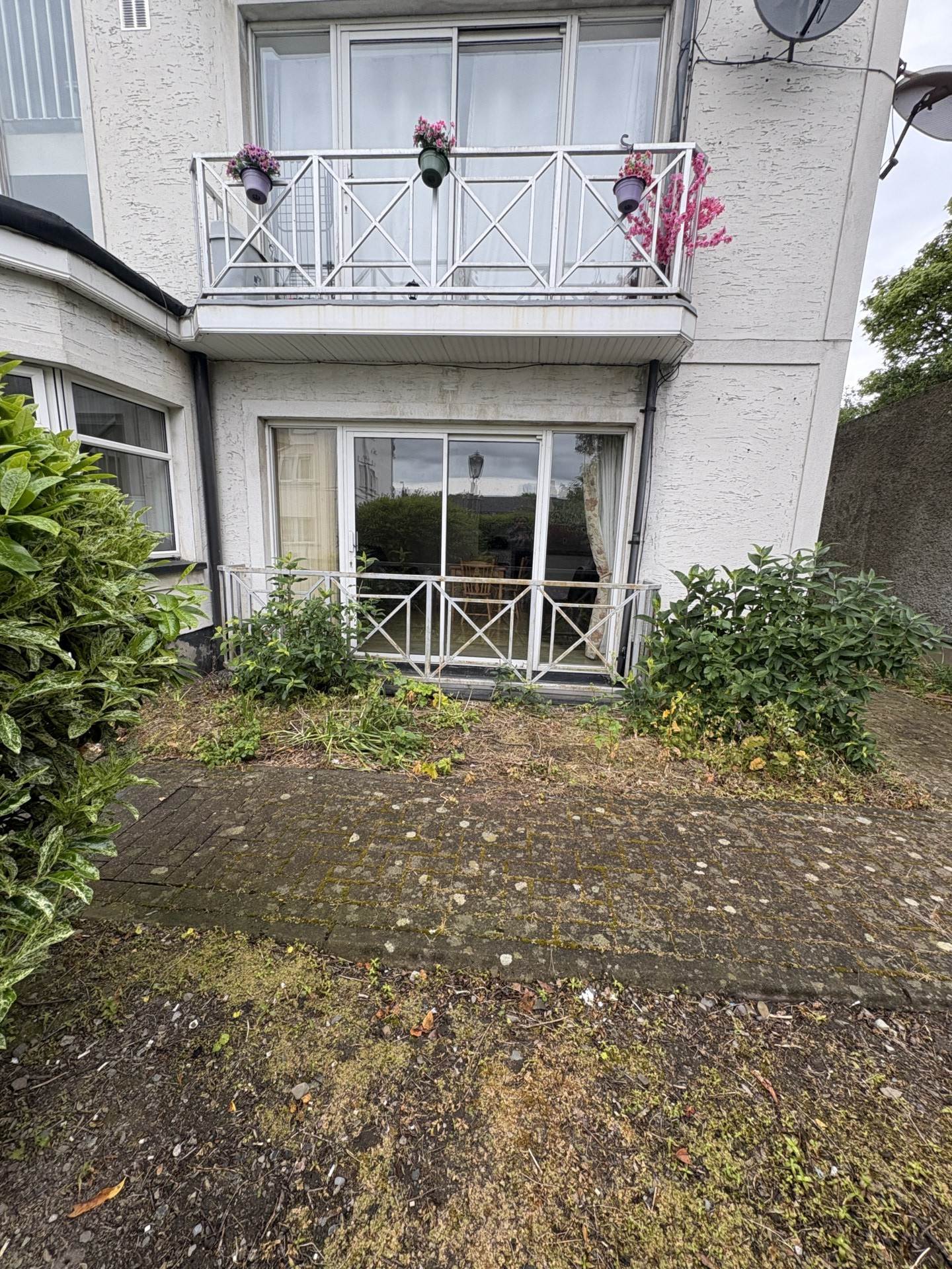 8 Saint Anne`s Court, Anne Street, Dundalk,Co Louth A91 YA24