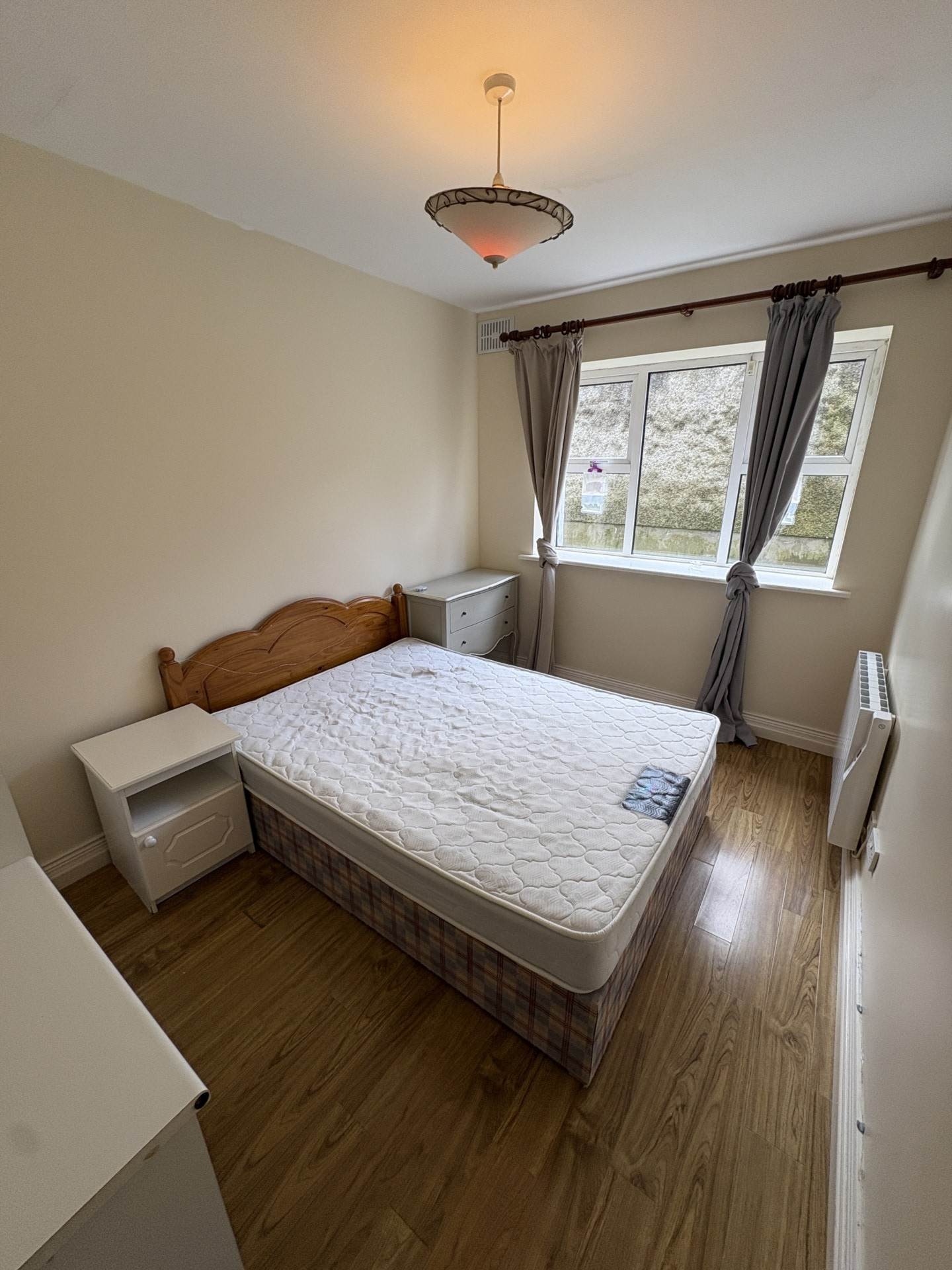 8 Saint Anne`s Court, Anne Street, Dundalk,Co Louth A91 YA24