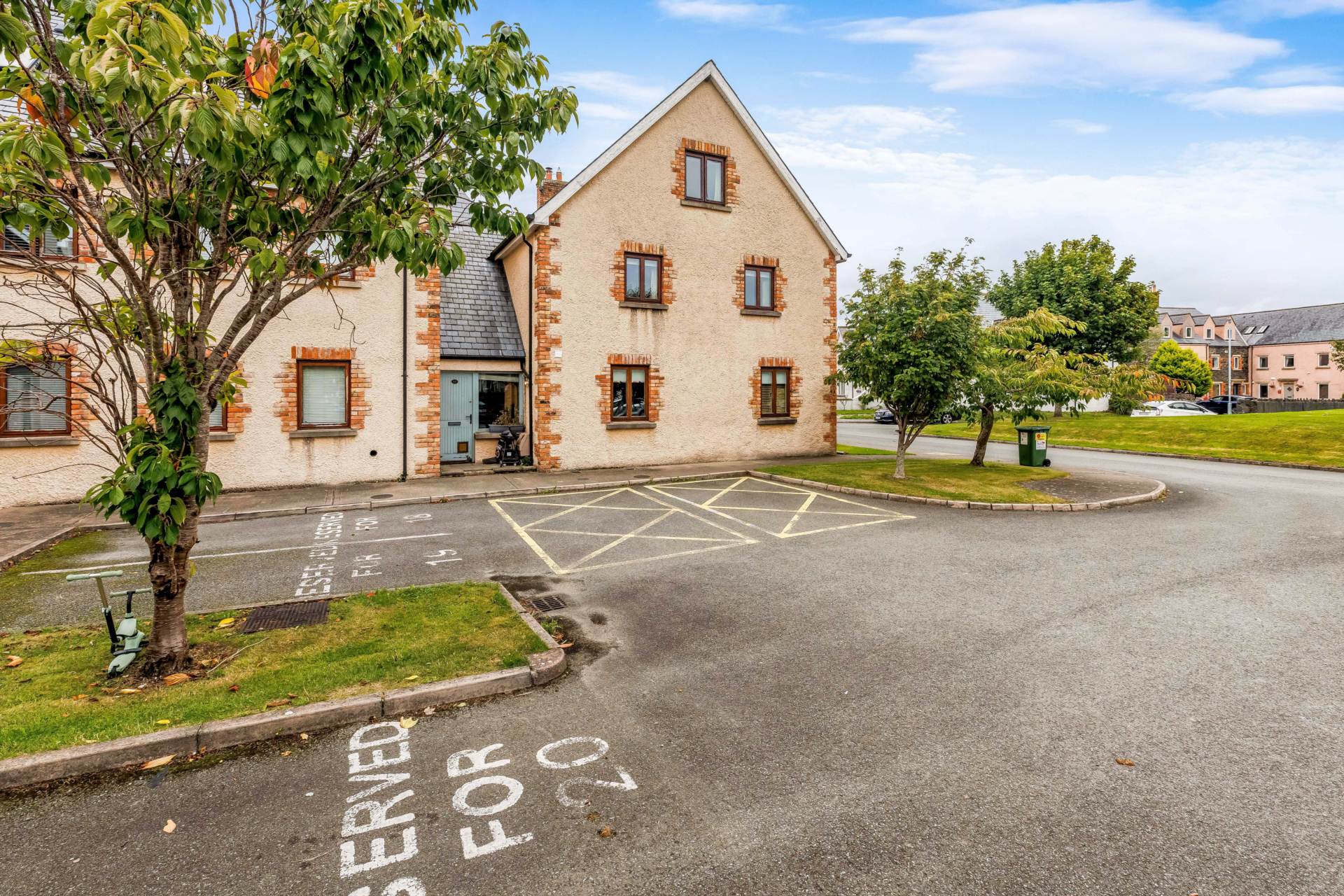 16 Harbour Cottages, Carlingfor, Co Louth A91 XW96 16 Harbour Cottages, Carlingfor, Co Louth A91 XW96