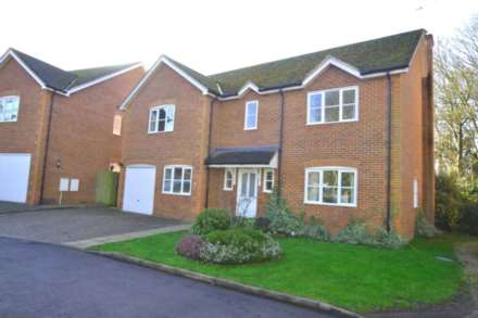 5 Bedroom Detached, Court Close, Watlington