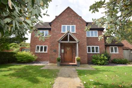 4 Bedroom Detached, Brook House, Watlington