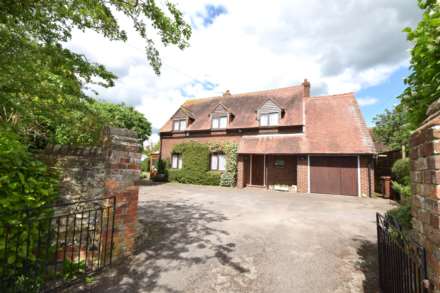 4 Bedroom Detached, Brook Street, Watlington