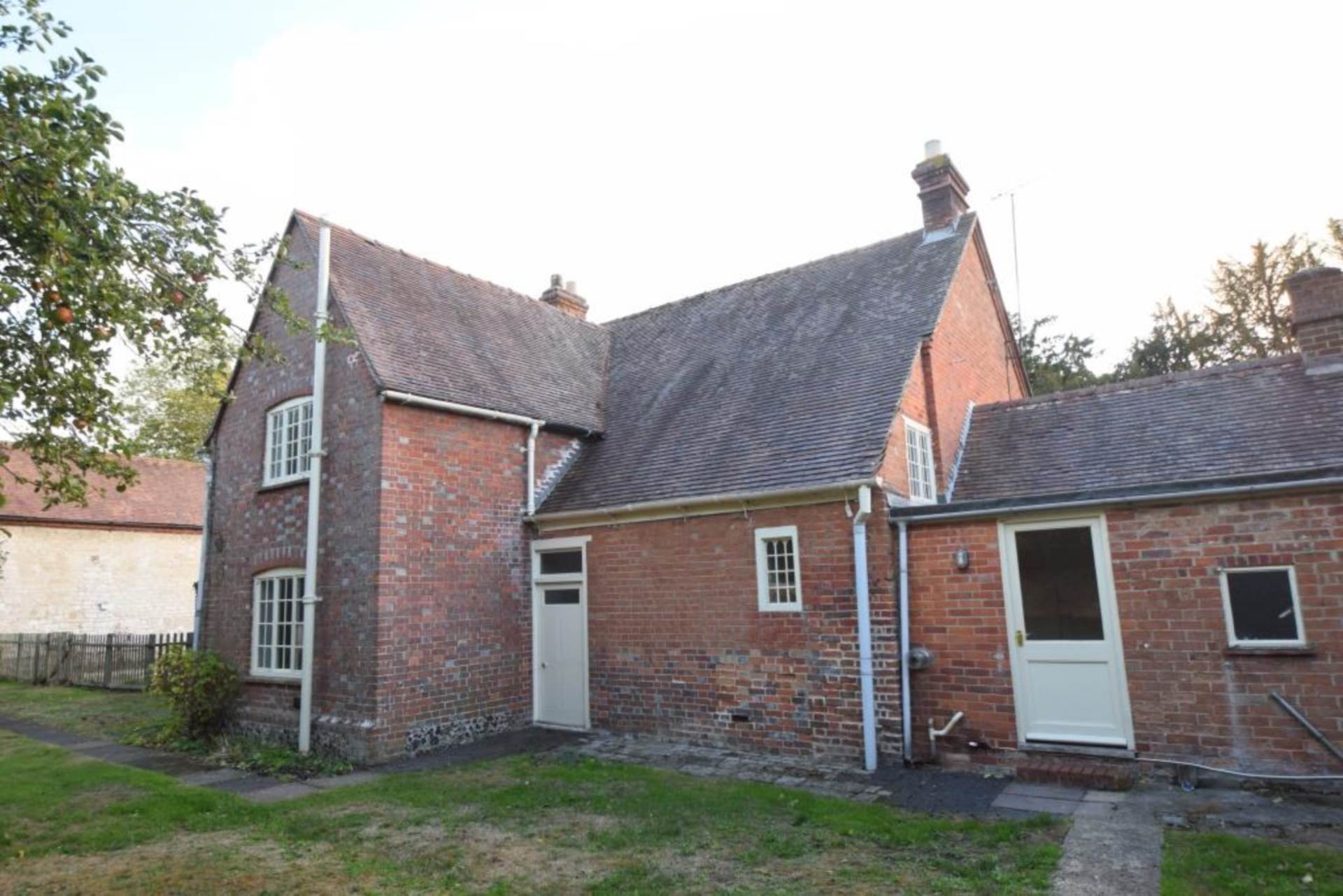 Shirburn, Oxon, Image 15