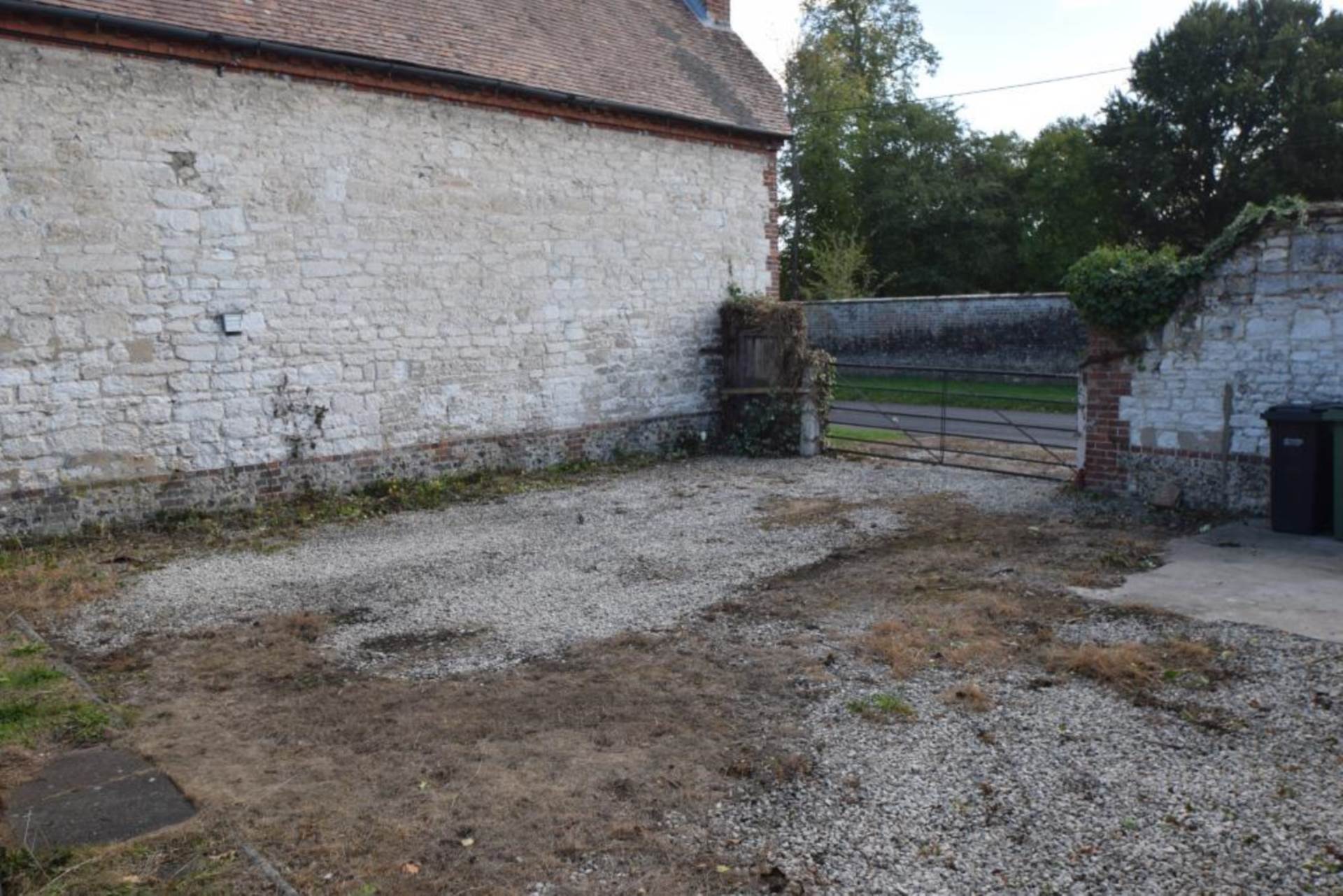 Shirburn, Oxon, Image 19