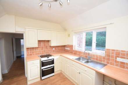 Shirburn, Oxon, Image 13