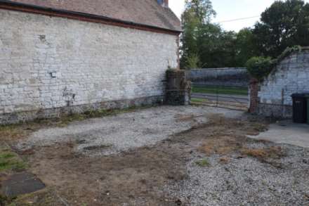 Shirburn, Oxon, Image 19