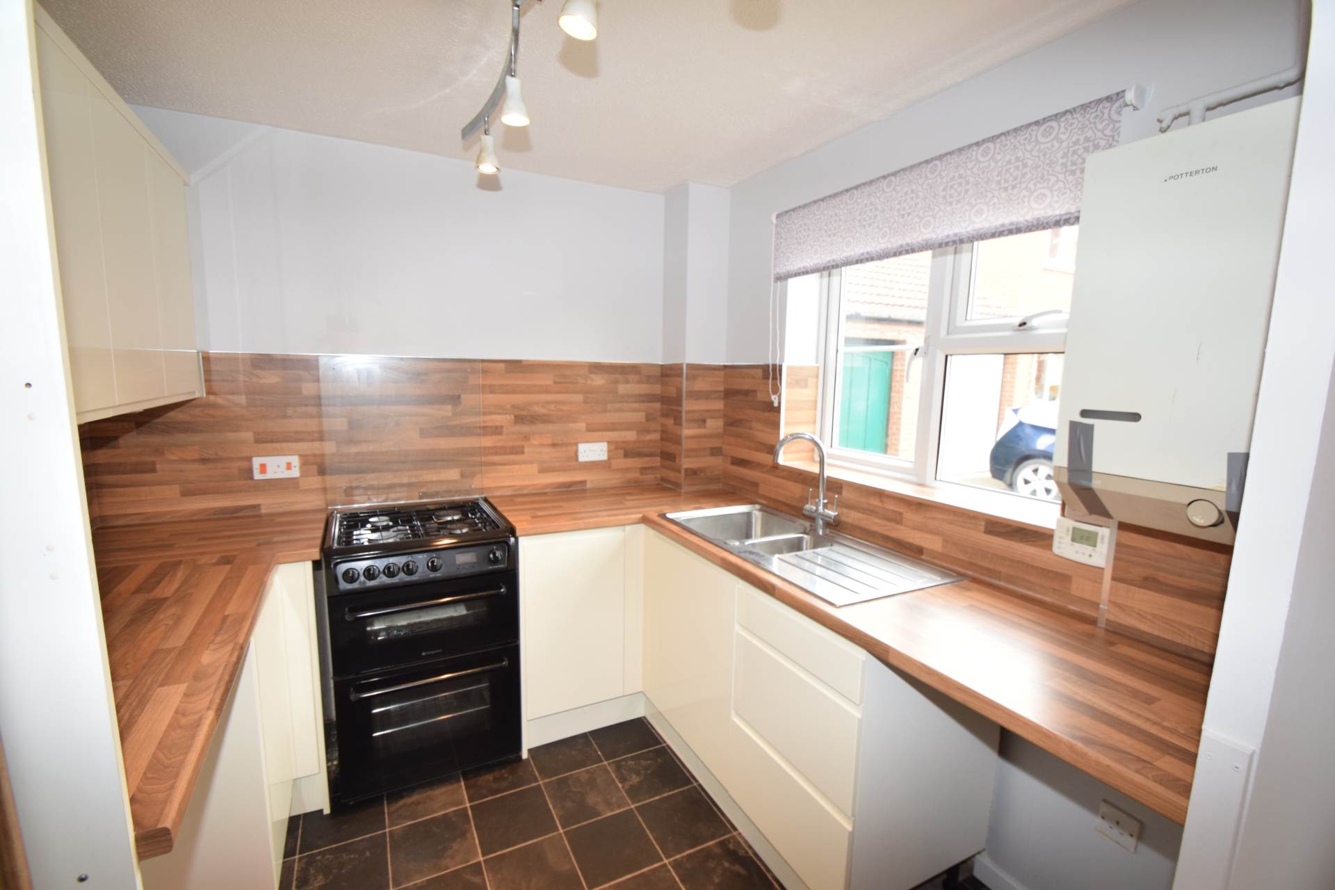 Liddon Road, Chalgrove, Image 5