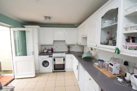 Sycamore Close, Watlington, Image 3