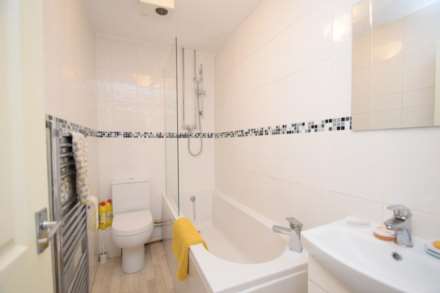 Sycamore Close, Watlington, Image 7