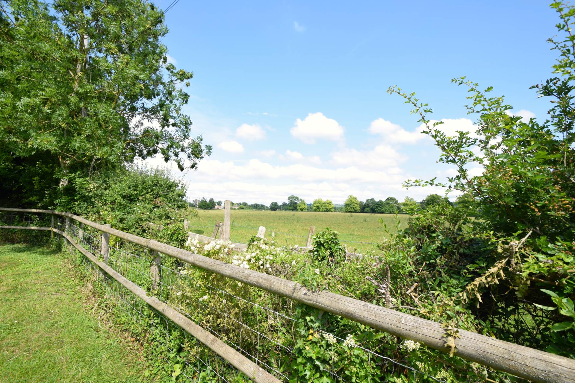 Shirburn, Oxon, Image 4