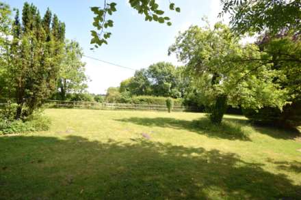 Shirburn, Oxon, Image 2