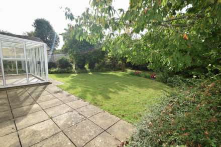 2 Bedroom Detached Bungalow, Franklin Close, Chalgrove