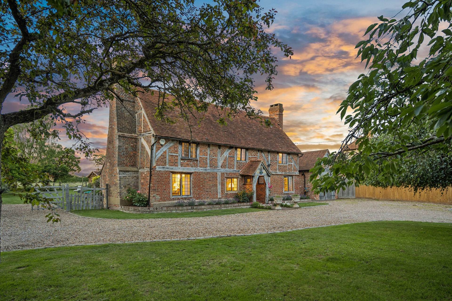 Common Road, Dorney Common, Image 1