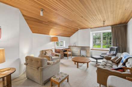 High Street, Chalgrove, Image 2