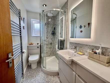 Sycamore Close, Watlington, Image 9