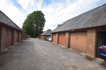 Chestnut Place, Watlington, Image 17