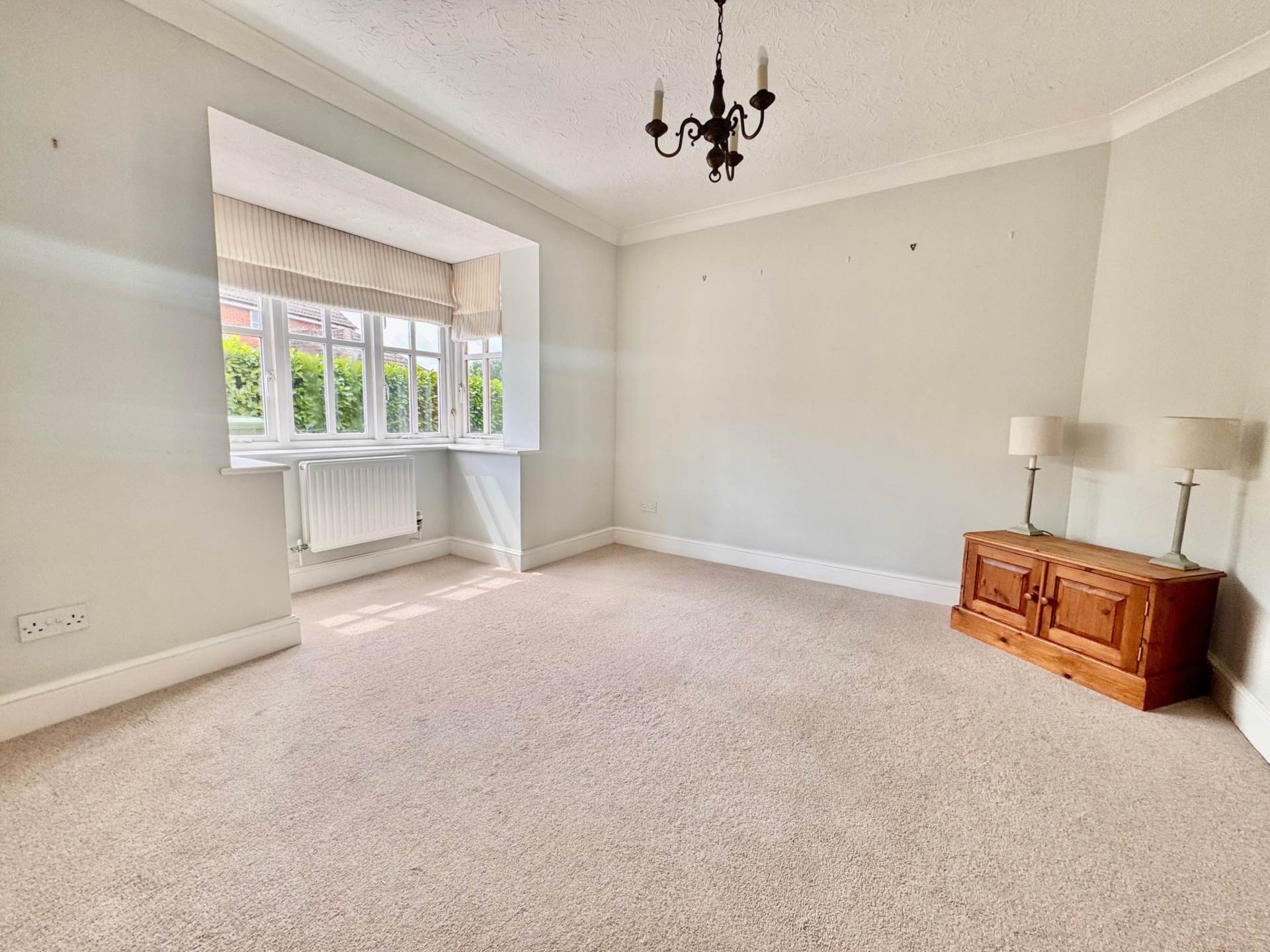 Sixpenny Lane, Chalgrove, Image 3