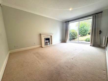 Sixpenny Lane, Chalgrove, Image 2