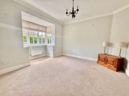 Sixpenny Lane, Chalgrove, Image 3