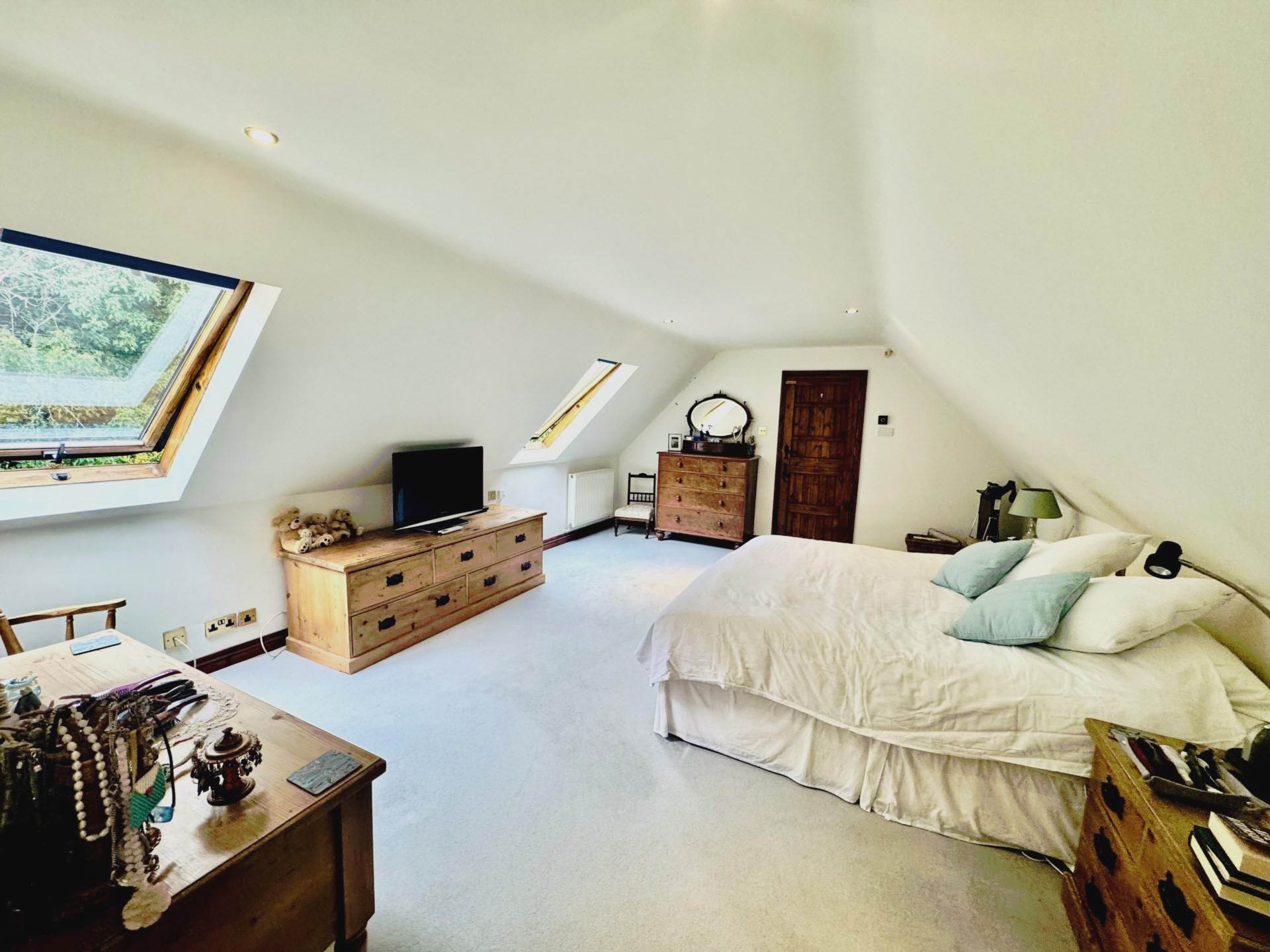 Playhatch Barn, Playhatch, Image 15
