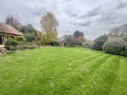 Playhatch Barn, Playhatch, Image 25