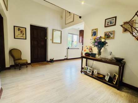 Playhatch Barn, Playhatch, Image 9
