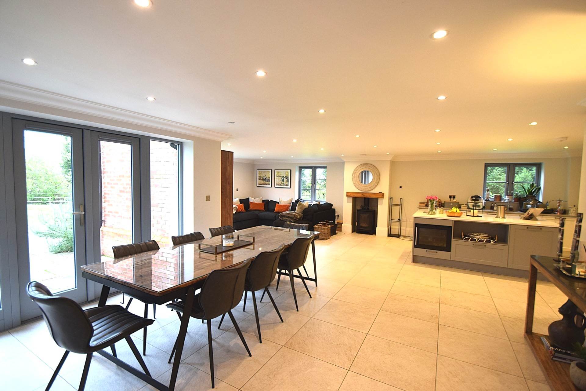 Braemar House, Lewknor, Image 2