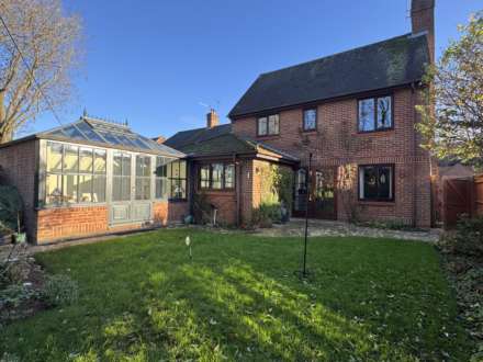 The Meadows, Watlington