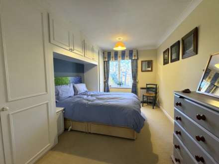 The Meadows, Watlington, Image 12