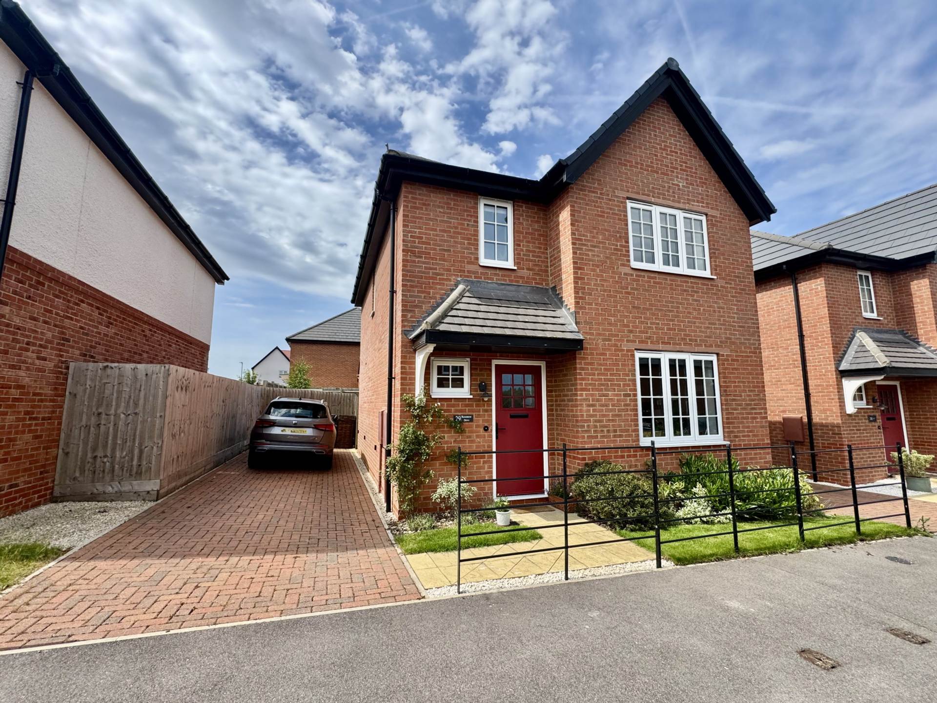 Rosemoor Drive, Watlington, Image 1