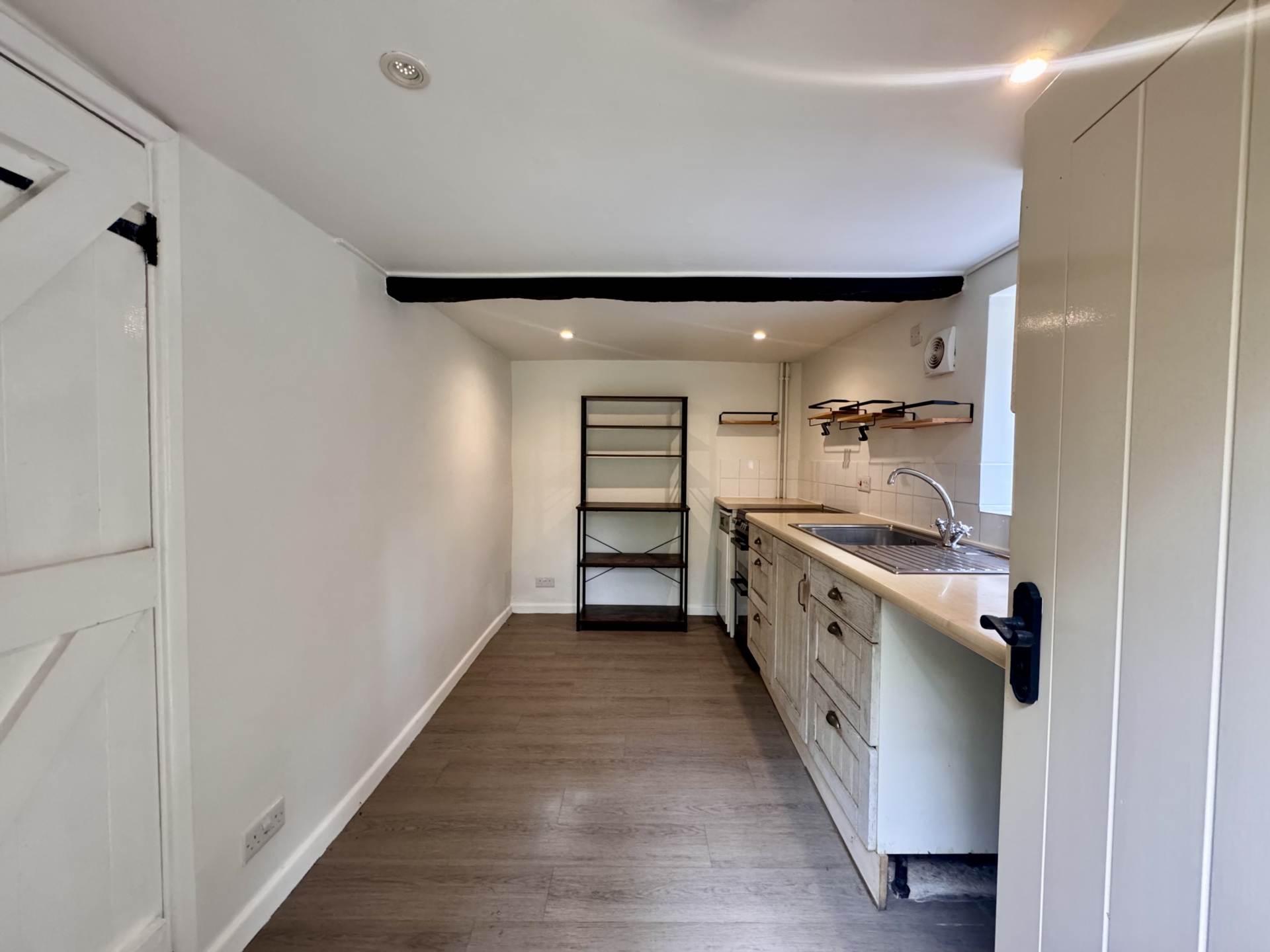 Blenheim Road, Shirburn, Image 4