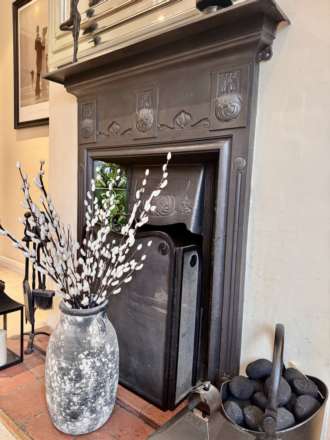 The Green, Aston Rowant, Image 4