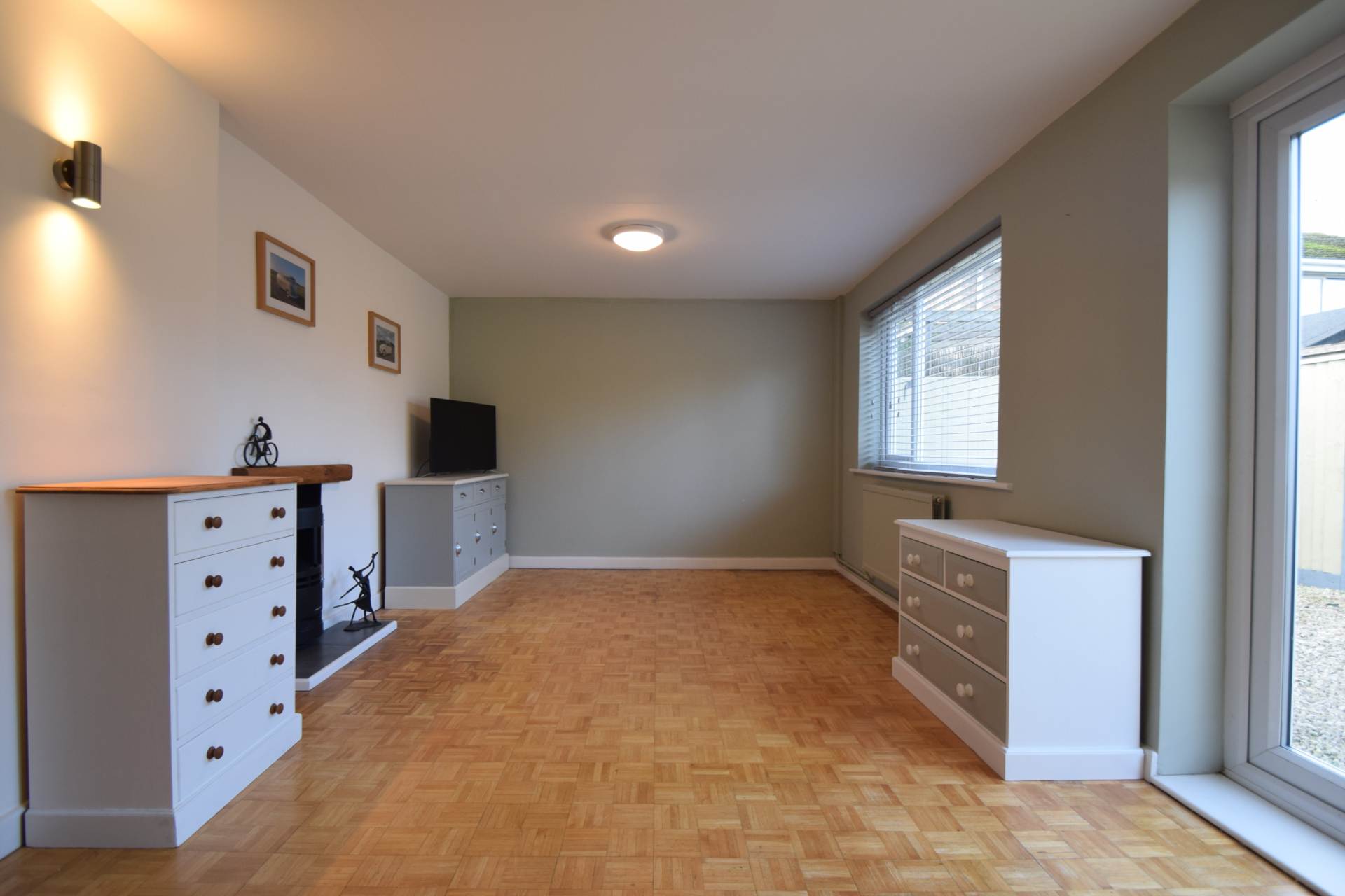 Beverley Close, Chalgrove, Image 2