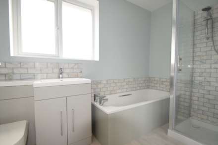 Beverley Close, Chalgrove, Image 8